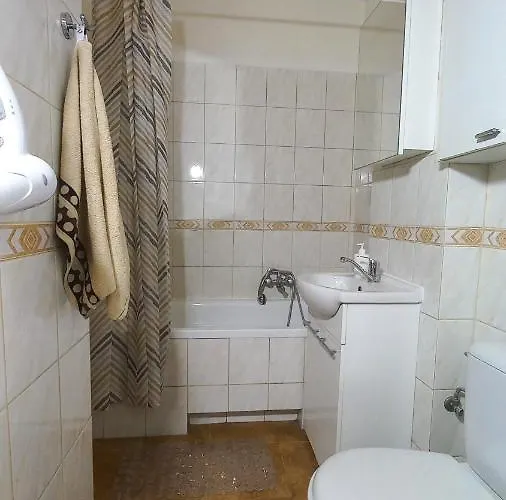 Ivory House Varşova