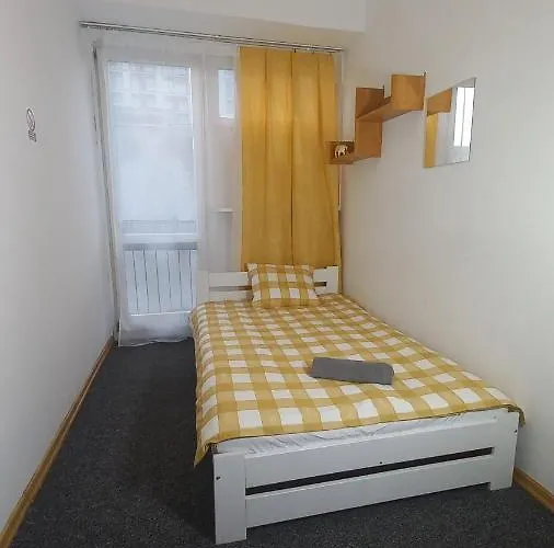 Ivory House Varşova